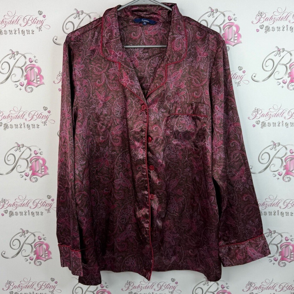 Reitmans long sleeve Paisley, shiny Red and Pink Paisley Button-Down Shirt